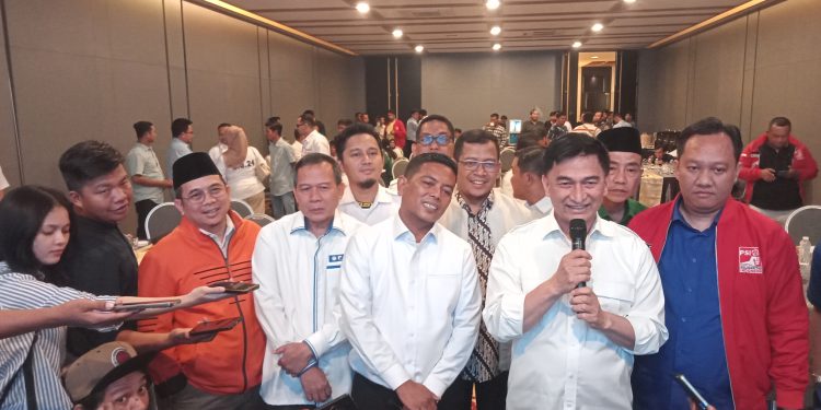 Golkar pergi,Andra Soni-Dimyati masih solid