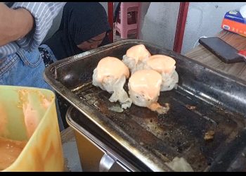 Jajanan Dimsum laris manis di Kota Serang
