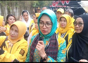 Airin-Ade Sumardi Daftar ke KPU Banten