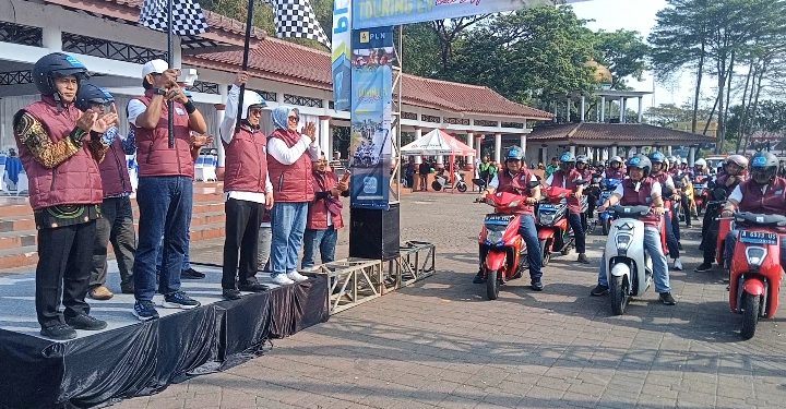 Kampanye penggunaan kendaraan listrik,Puluhan Wartawan Touring motor listrik bersama PLN UID Banten