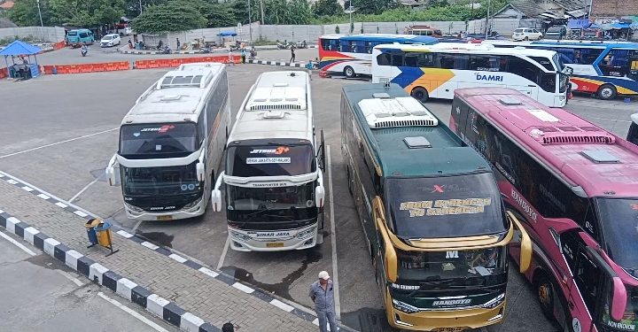 Terminal Pakupatan Siapkan 855 unit Bus Laik Jalan