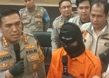 Tersangka Mulyana Empat Kali Berhubungan intim dengan Korban