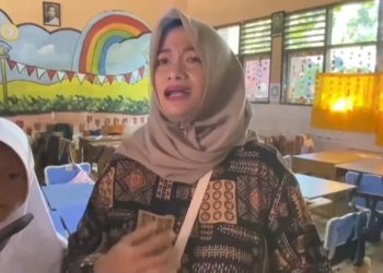 Meja Kursi di SDN Kab Lebak rusak