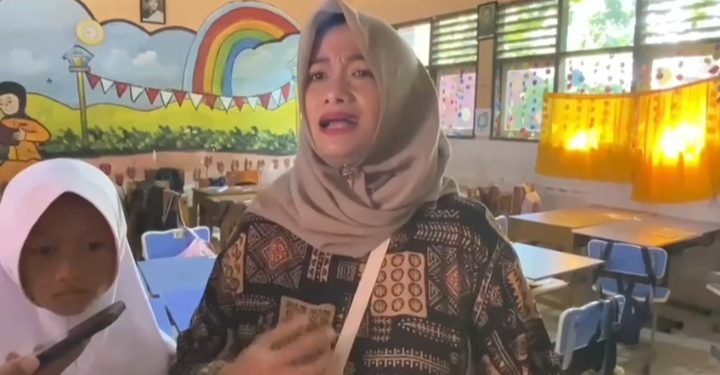 Meja Kursi di SDN Kab Lebak rusak