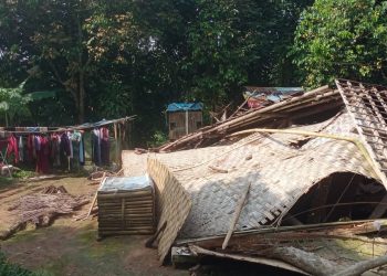 Rumah Warga Miskin di Kecamatan Cibadak Ambruk