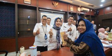 Bupati Serang Perkuat Ekonomi Warga Rentan dengan Bantuan Modal Usaha Produktif