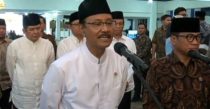 Mensos Mengaku Tak Bisa Pindahkan Desil Warga