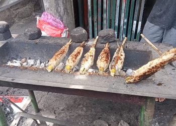 Sate Bandeng Kota Serang Diburu Warga saat Arus Balik Lebaran